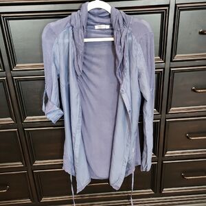 Mono Reno Button Down Top - Size Large